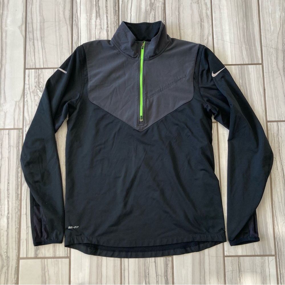 Nike Dri-Fit long sleeve 1/2 zip. EUC like new
